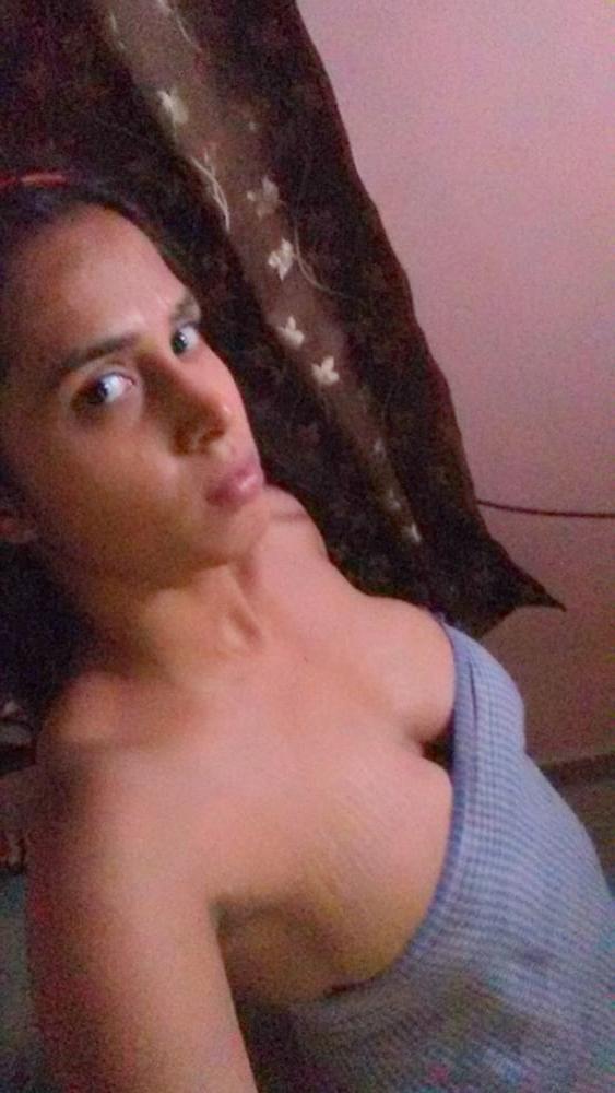 23P Indian big boobs wife