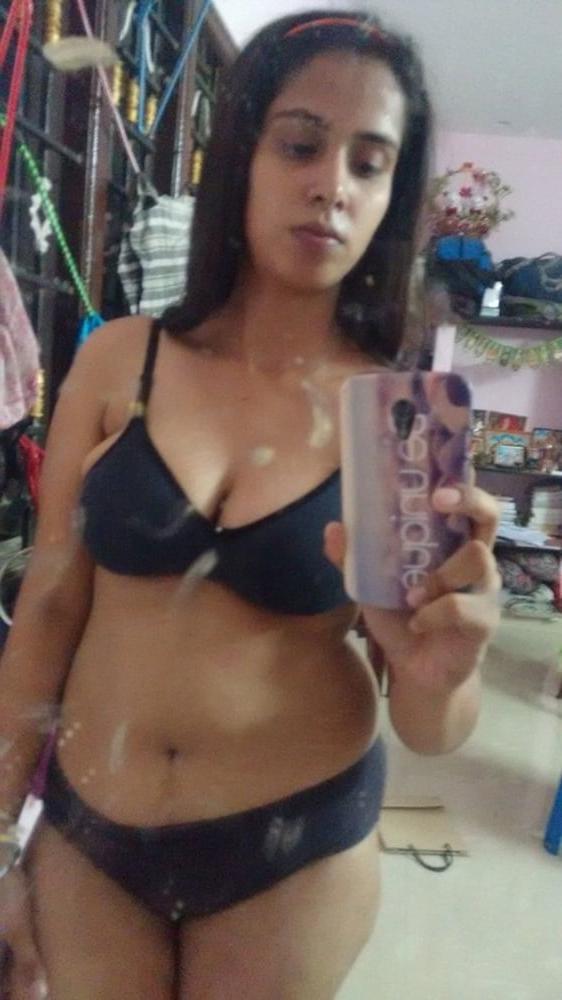 23P Indian big boobs wife
