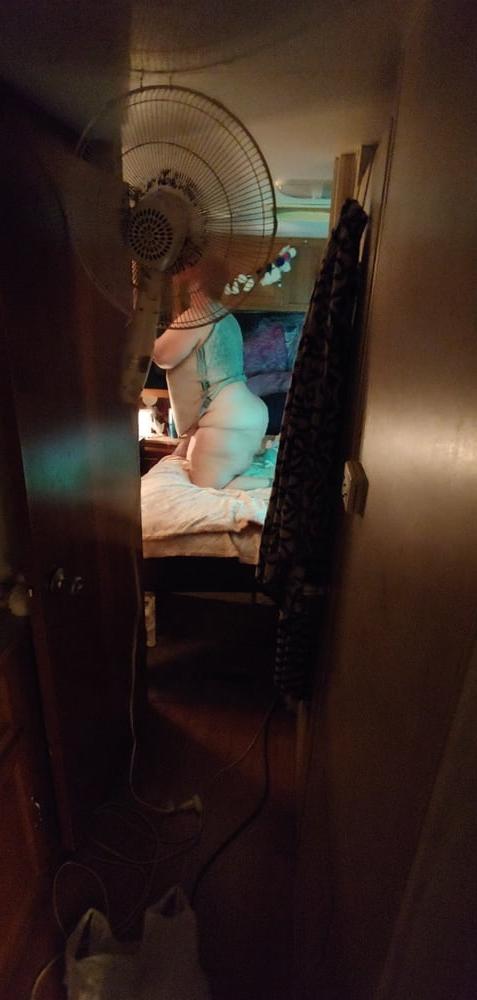 11P Big booty ssbbw granny Julie