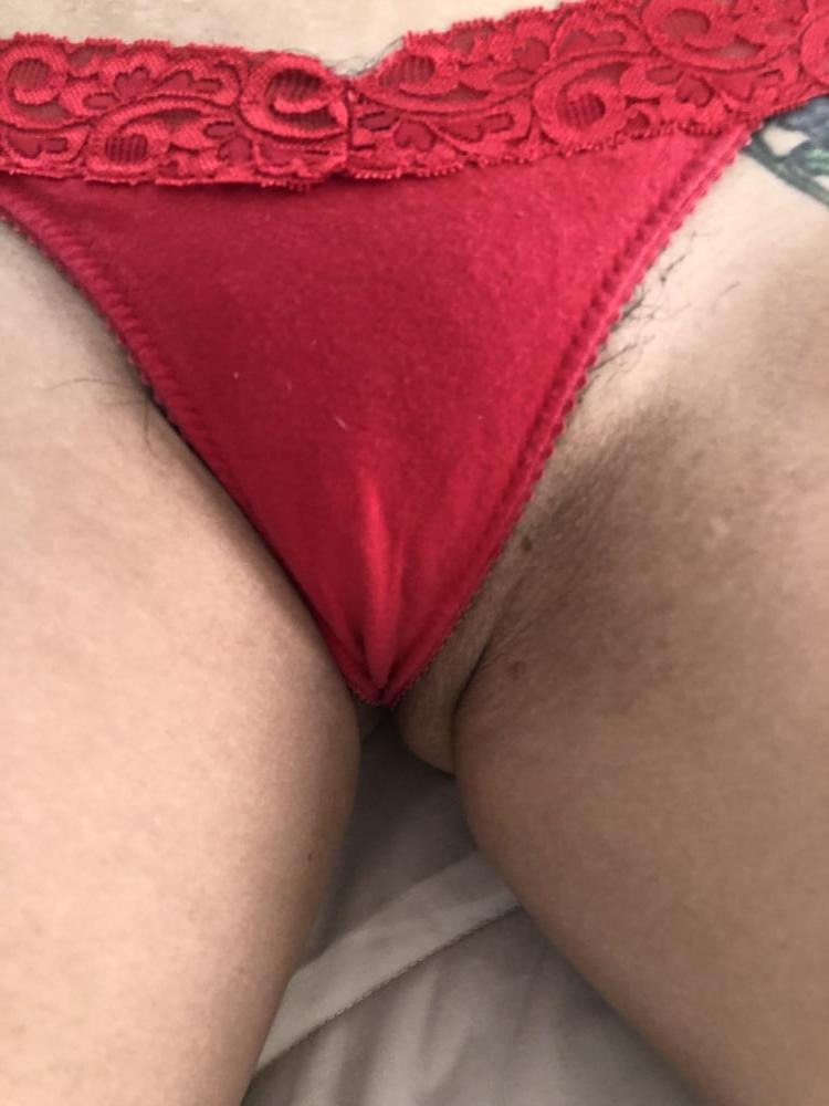 13P Hairy latina wife shows nice pink pussy