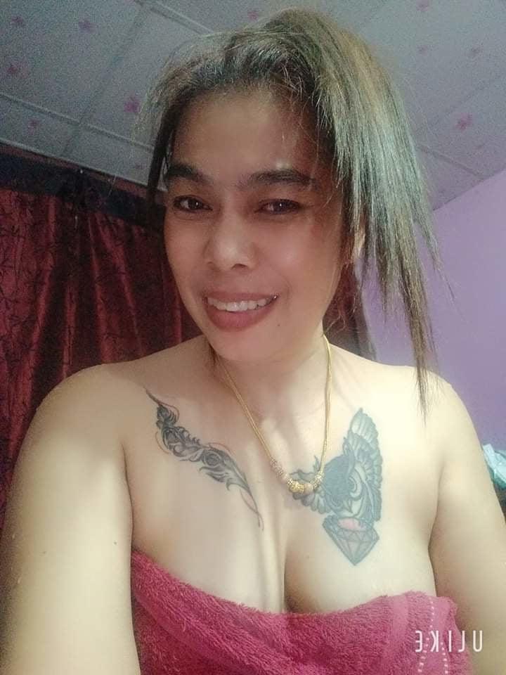 23P Sexy mom