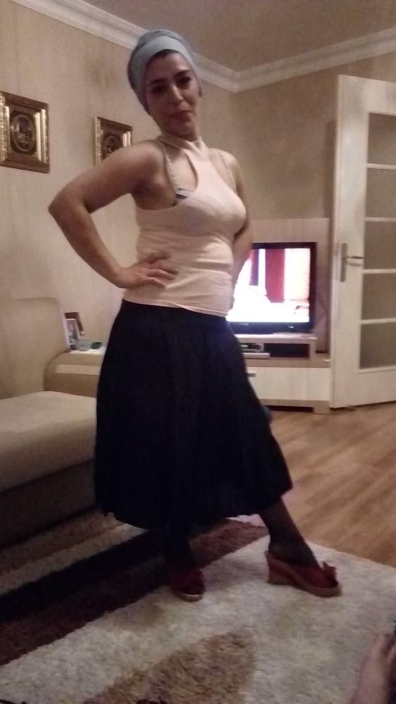 25P Turkish&amp;Mature Mom Pantyhose Turbaned Nermin