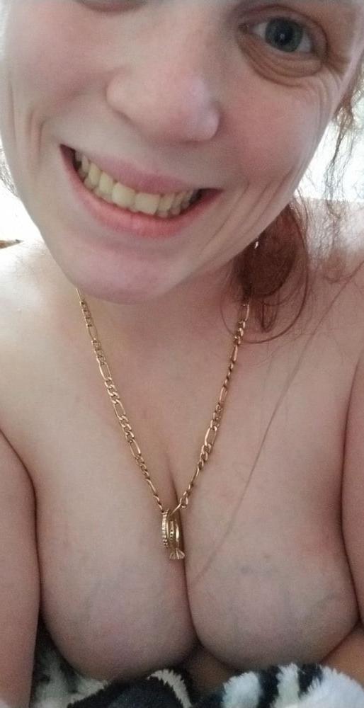 25P Exposed slutwife and mom Karen