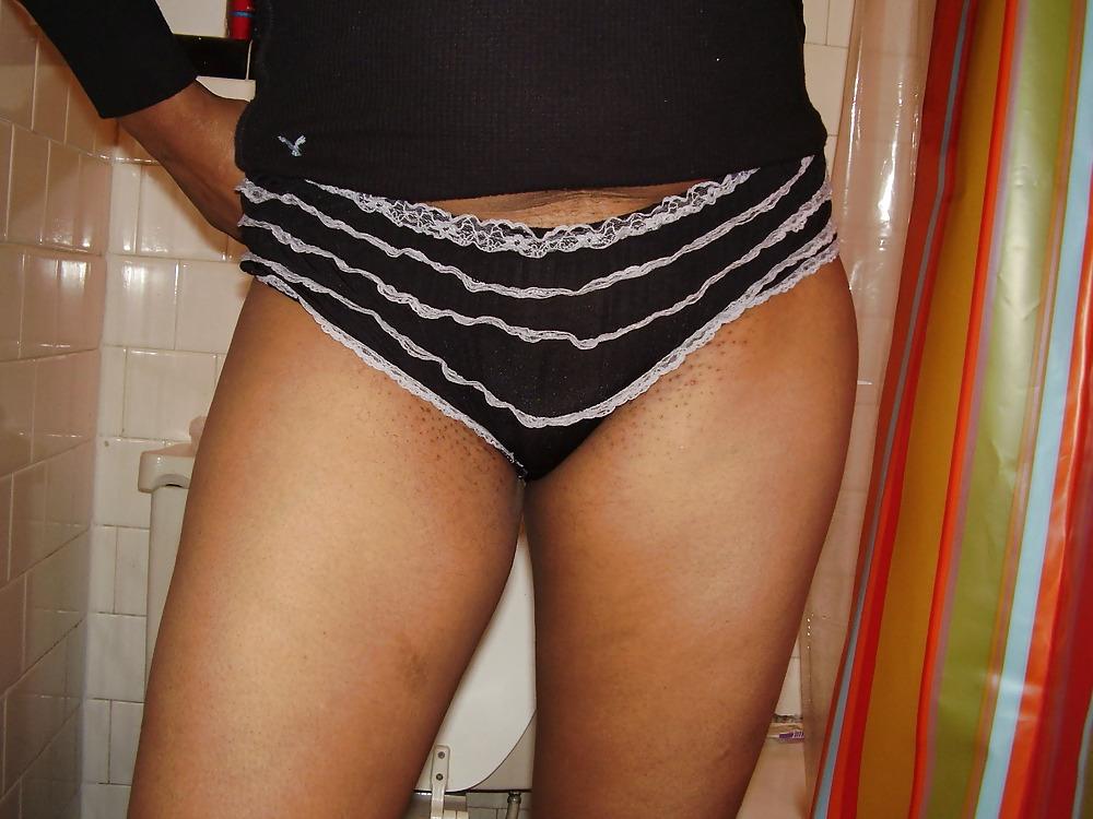 8P Black Booty