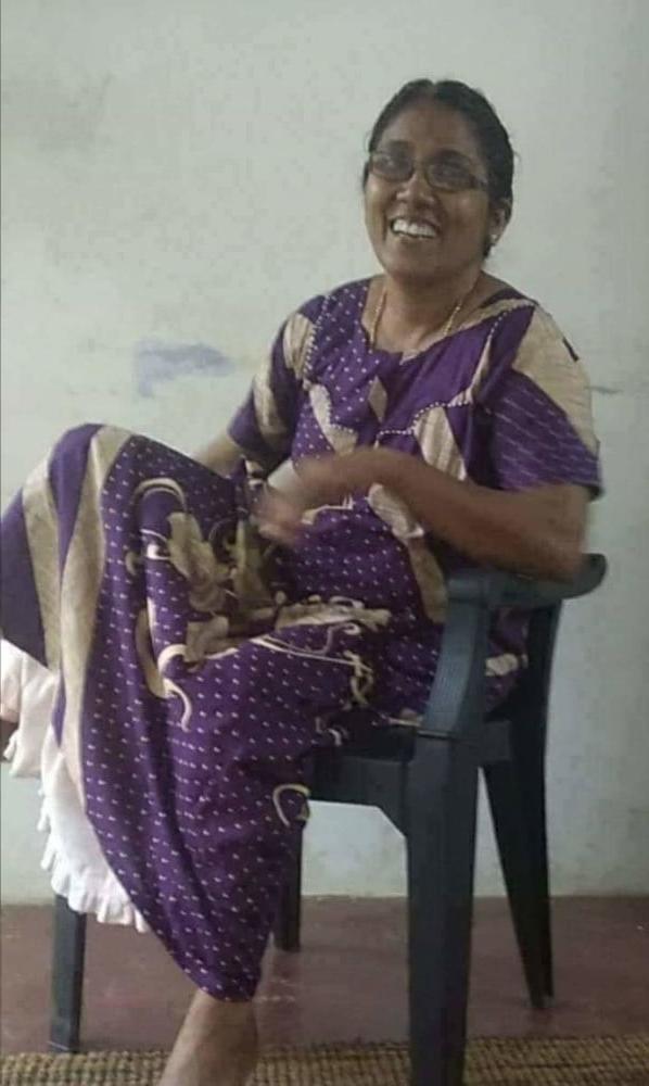 21P My frnd's sexy mom