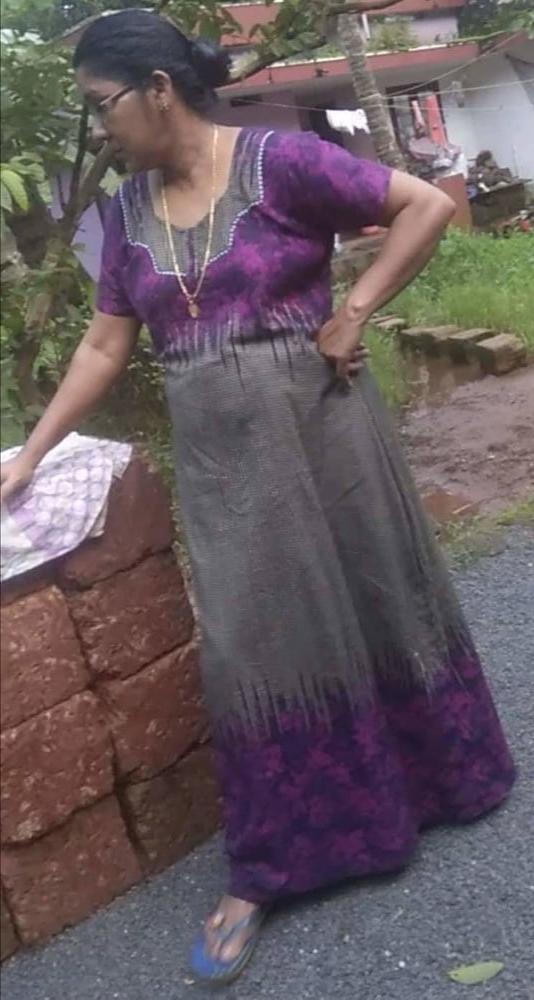 21P My frnd's sexy mom