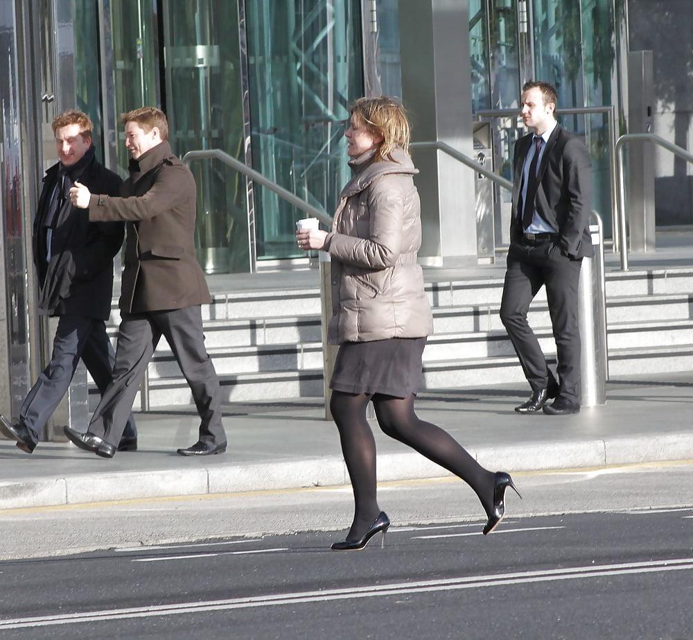25P street nylons 3