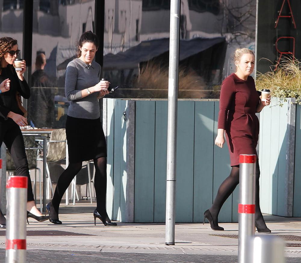 25P street nylons 3