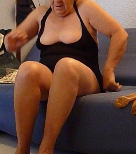 25P Mature 66 YO