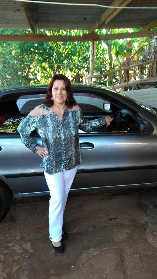 25P MATURE WOMAN