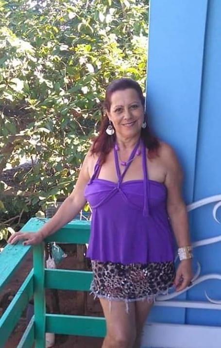 25P MATURE WOMAN