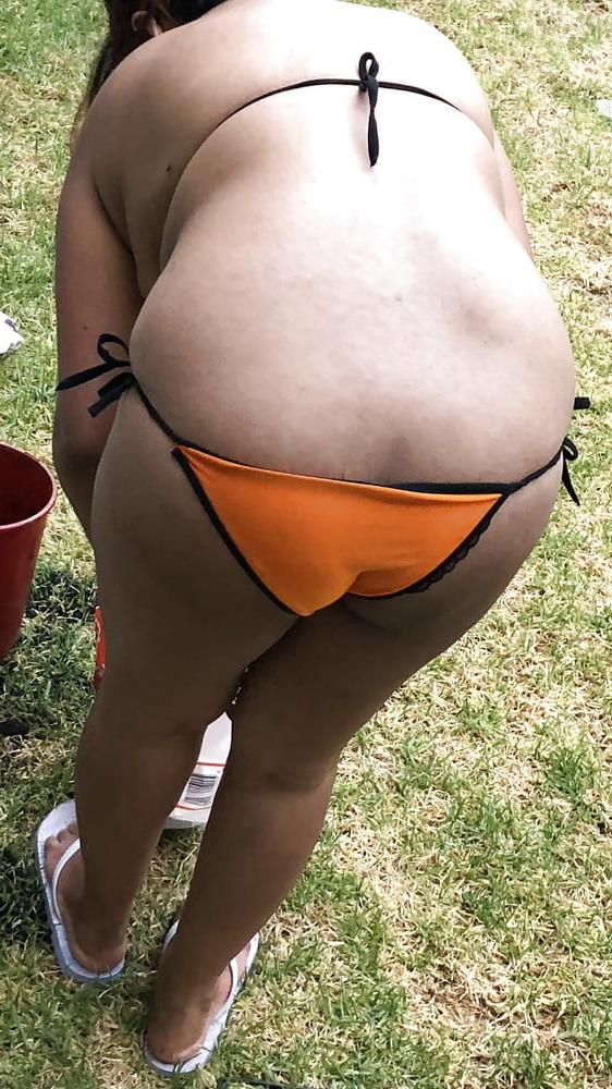 19P Policz fatty hot mom walking in bikini n panty