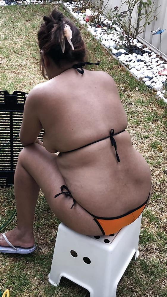 19P Policz fatty hot mom walking in bikini n panty