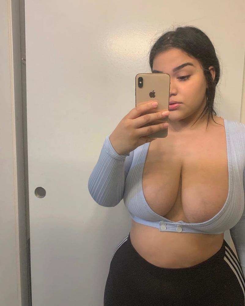 25P THE DOMINICAN TITS NEED CUM