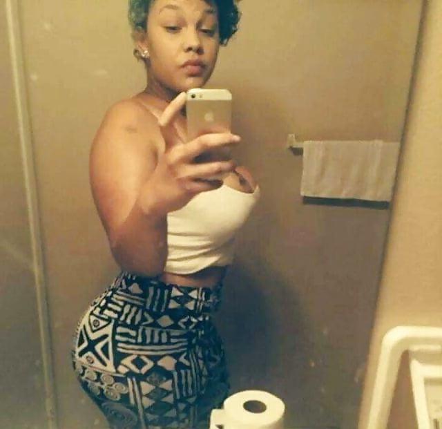 9P Booty on Herrr 10