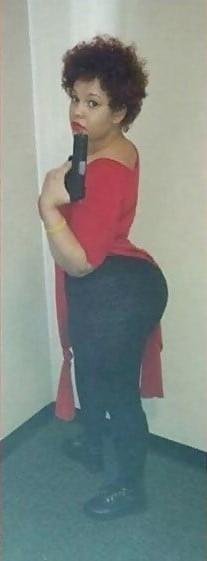 9P Booty on Herrr 10