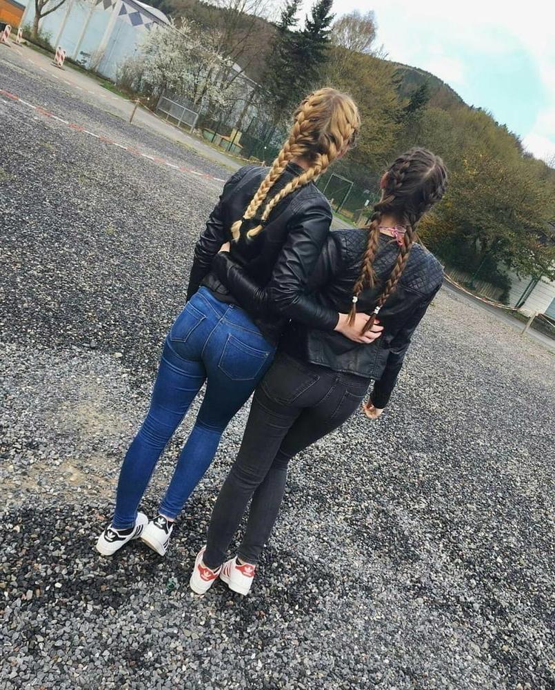 25P Girls That Make Me Cum 100