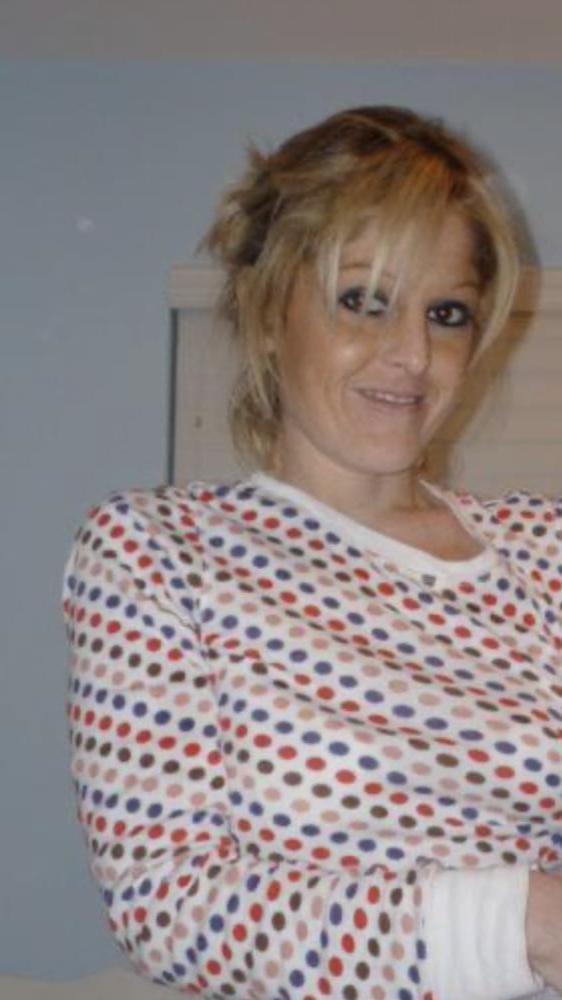 23P Blonde mom