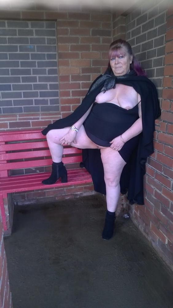 25P Nita, Birmingham Slagwife