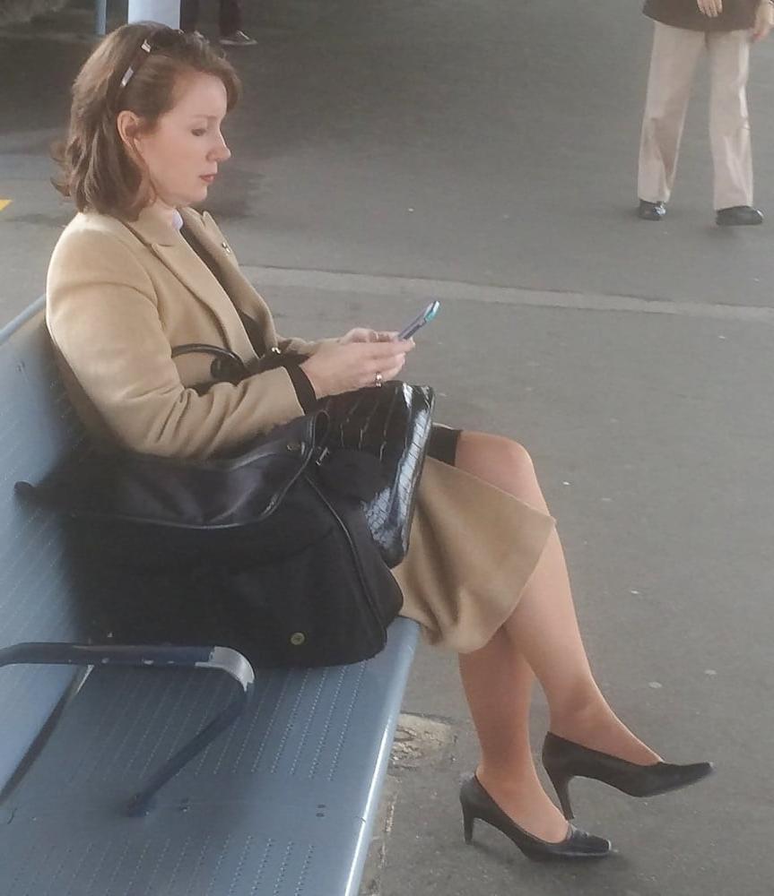 25P street nylons 4