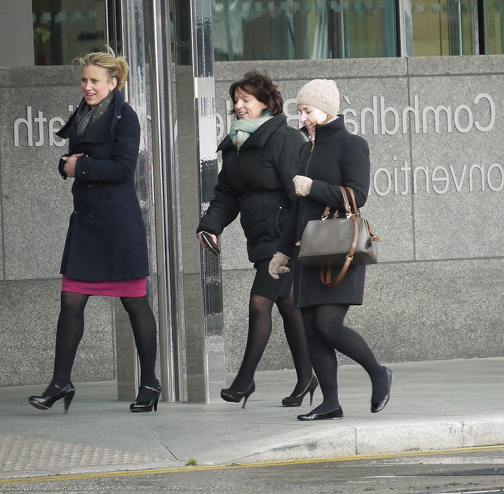 25P street nylons 4
