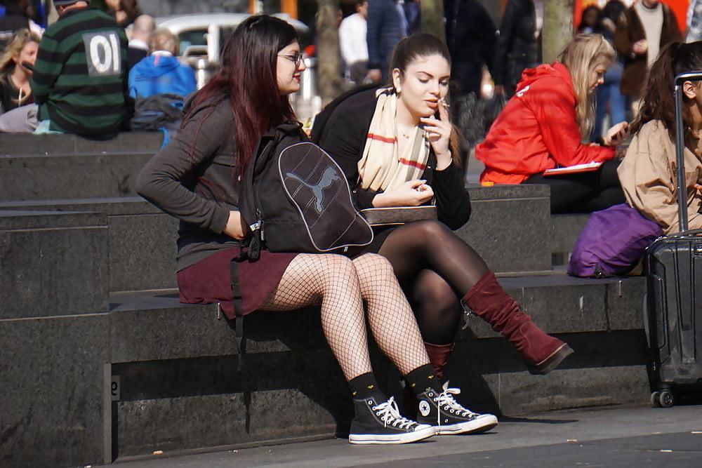 25P street nylons 4
