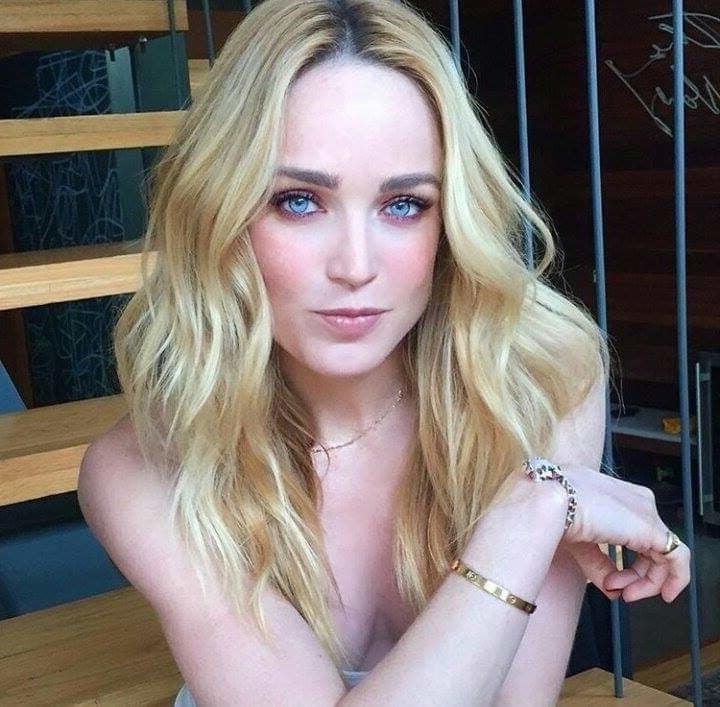25P Caity Lotz Cum Target