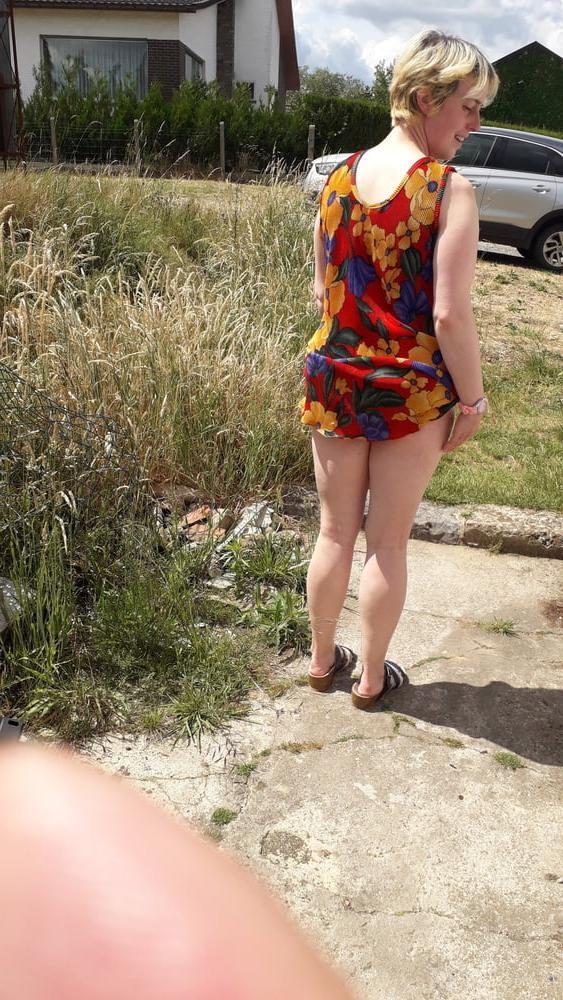 16P pantyless on street