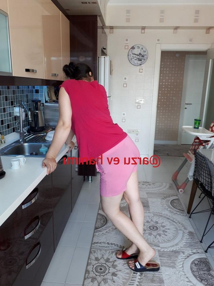 6P Turkish MILFS Mom Kitchen Mama 2