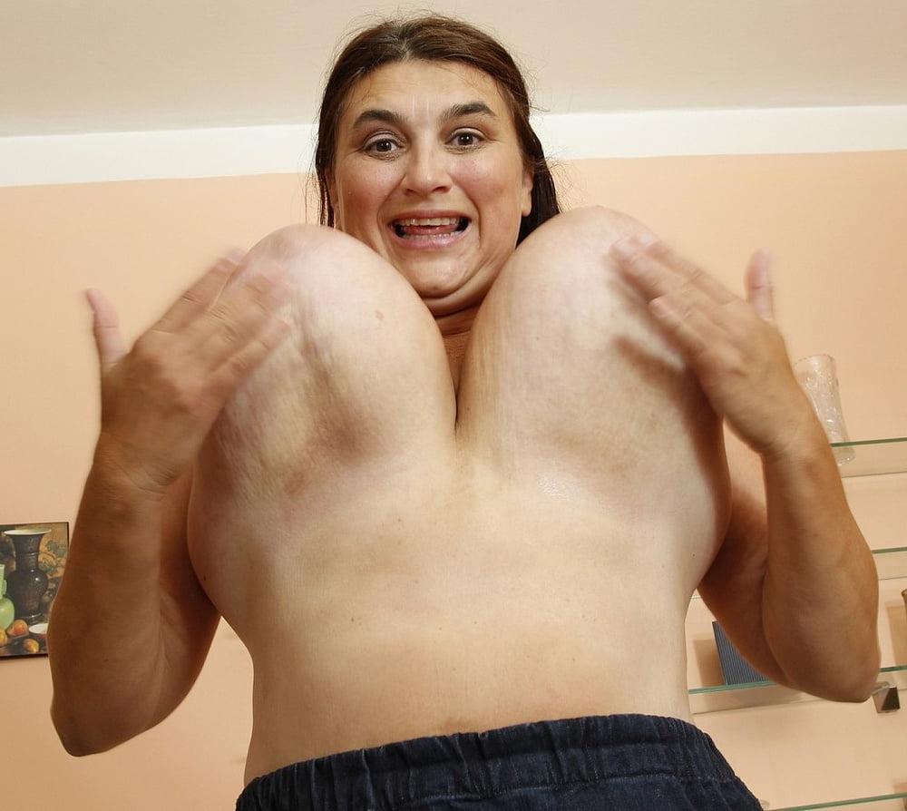 25P Big Boobs Profile 49 - pro-boobs