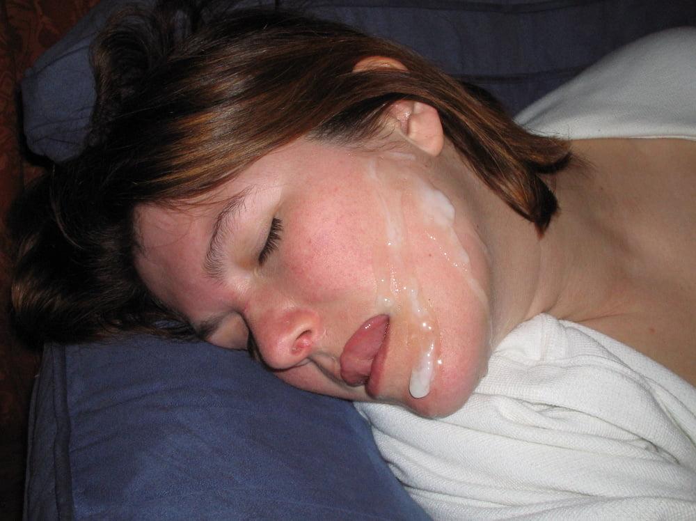 25P Moms Who Love Cum