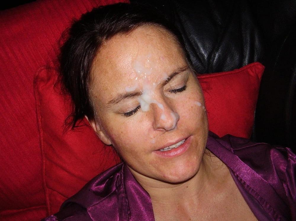 25P Moms Who Love Cum