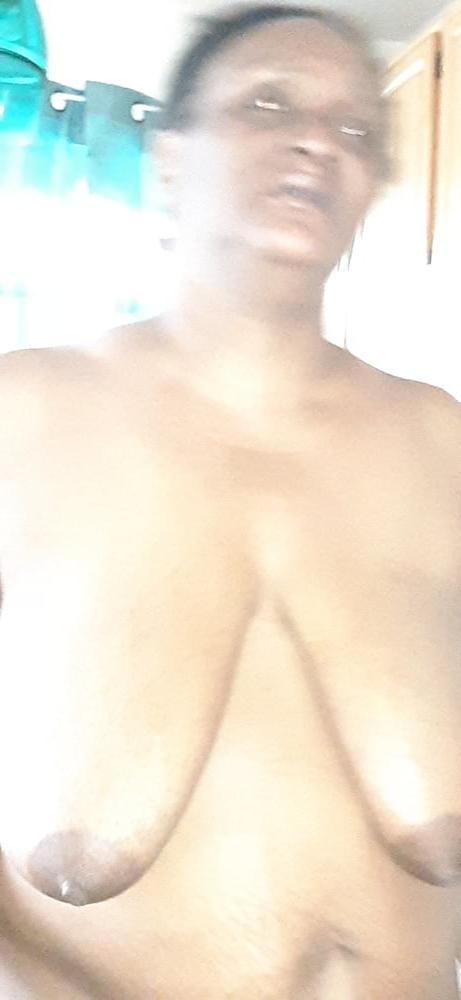 25P BUSTY BLACK MOM ASS AND TITTIES