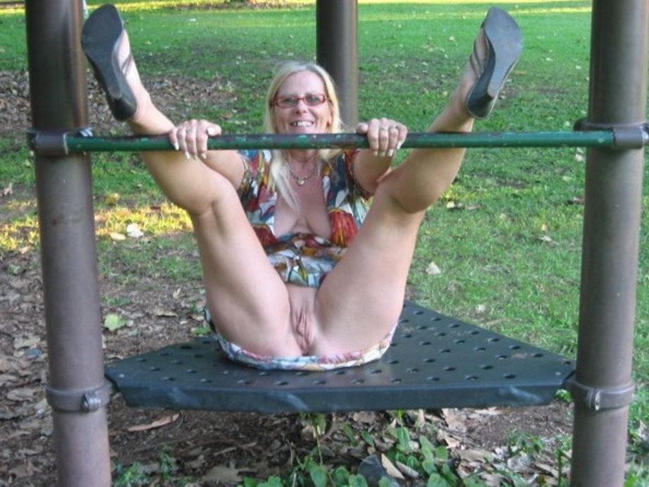 25P Mature Wives 151