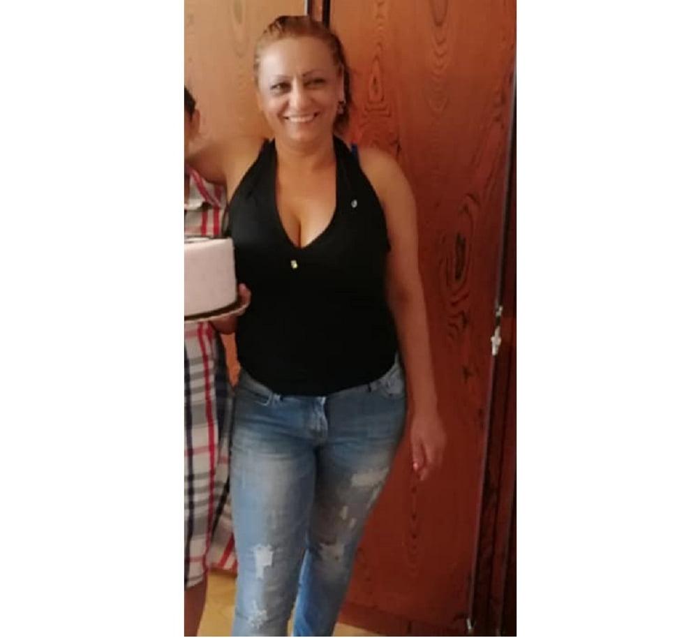 25P HUN-MAGYAR GYPSY SEXY MILF 75 MOM AT DAY WHORE AT NIGHT