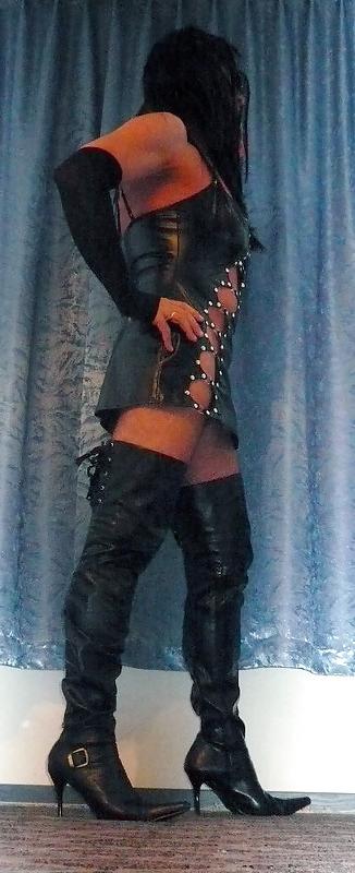 17P Crossdresser TV DWT