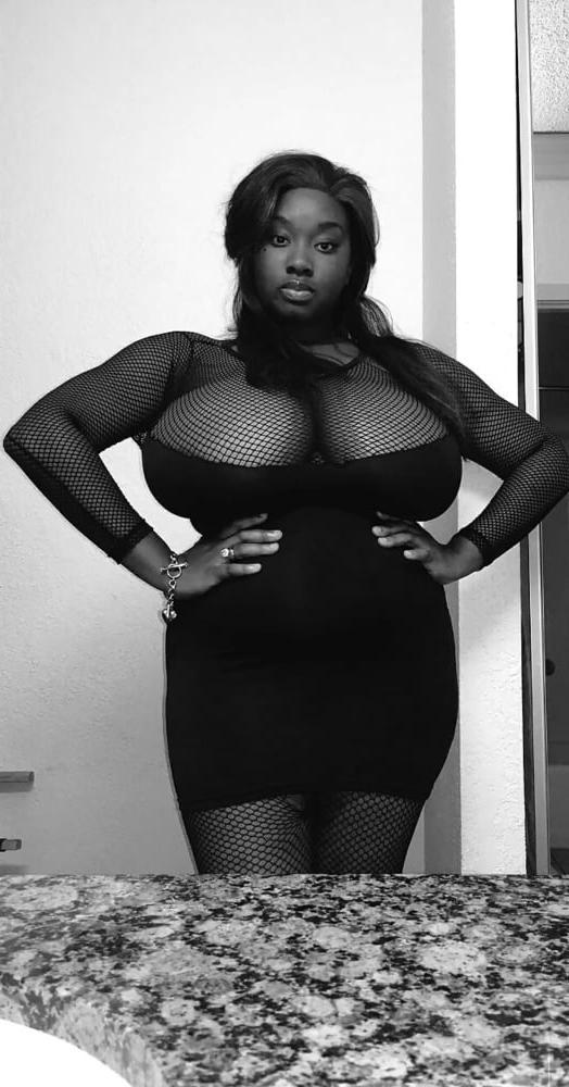24P Girls That Make Me Cum 93