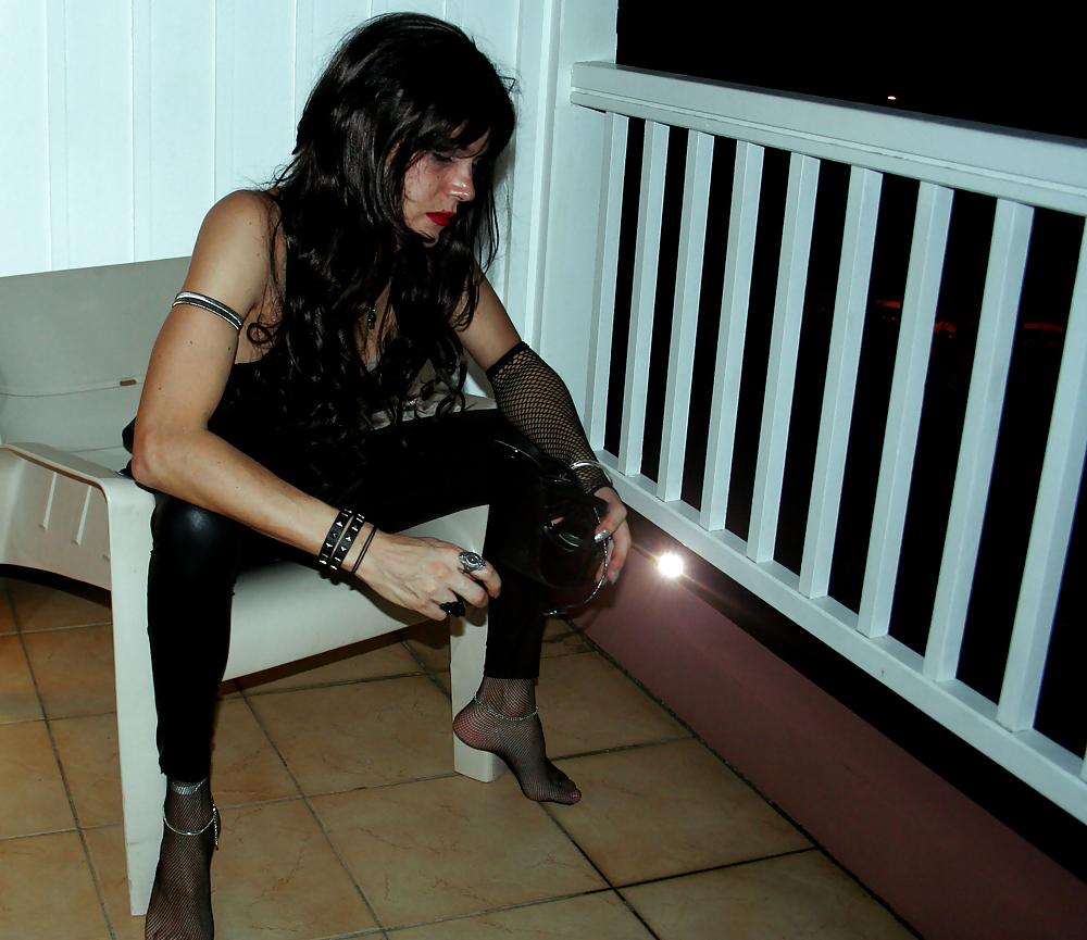 11P Balcony