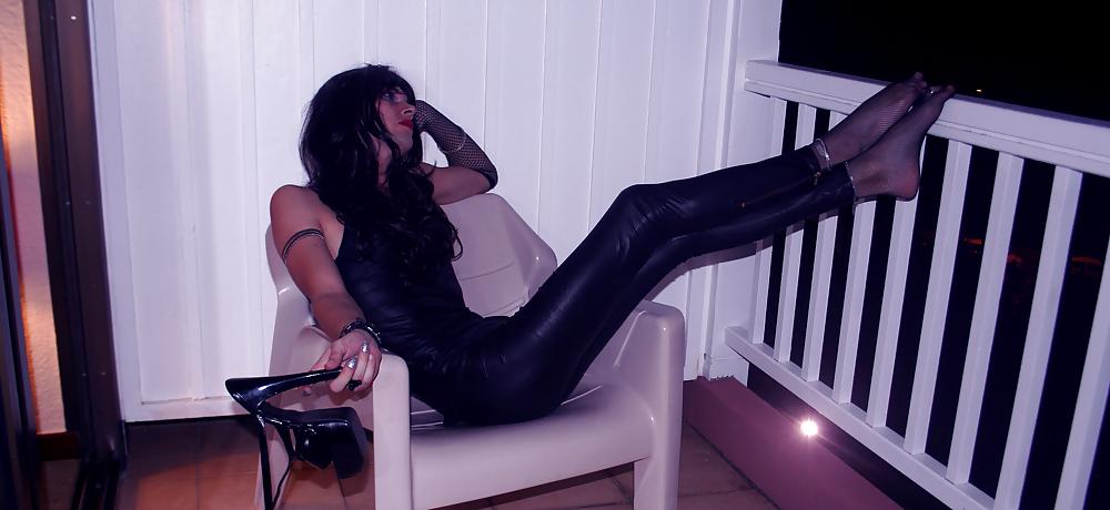 11P Balcony