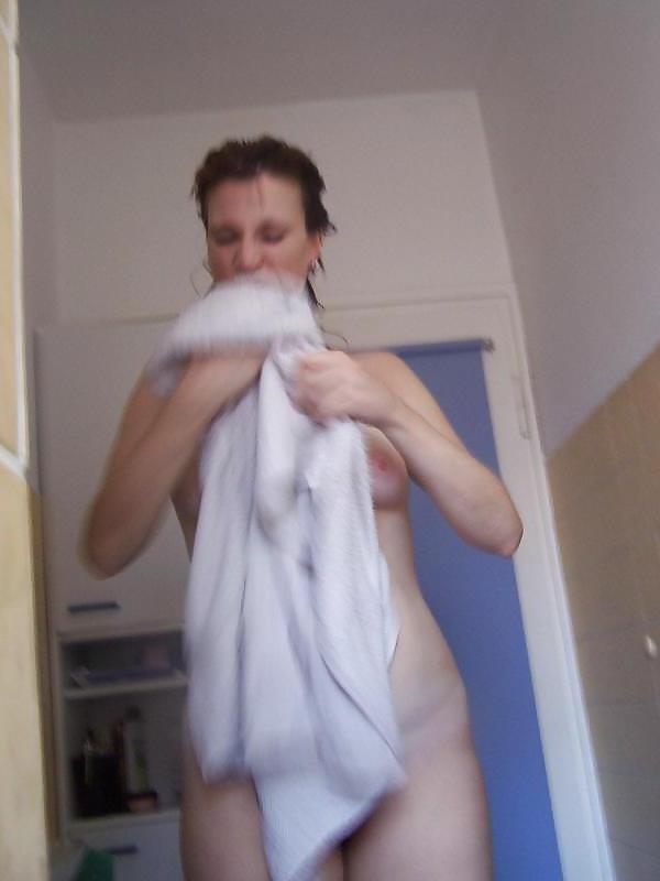 16P Young German wife Annika