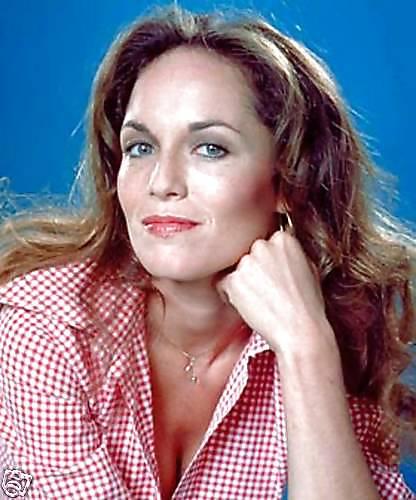 25P Catherine Bach aka Daisy Duke