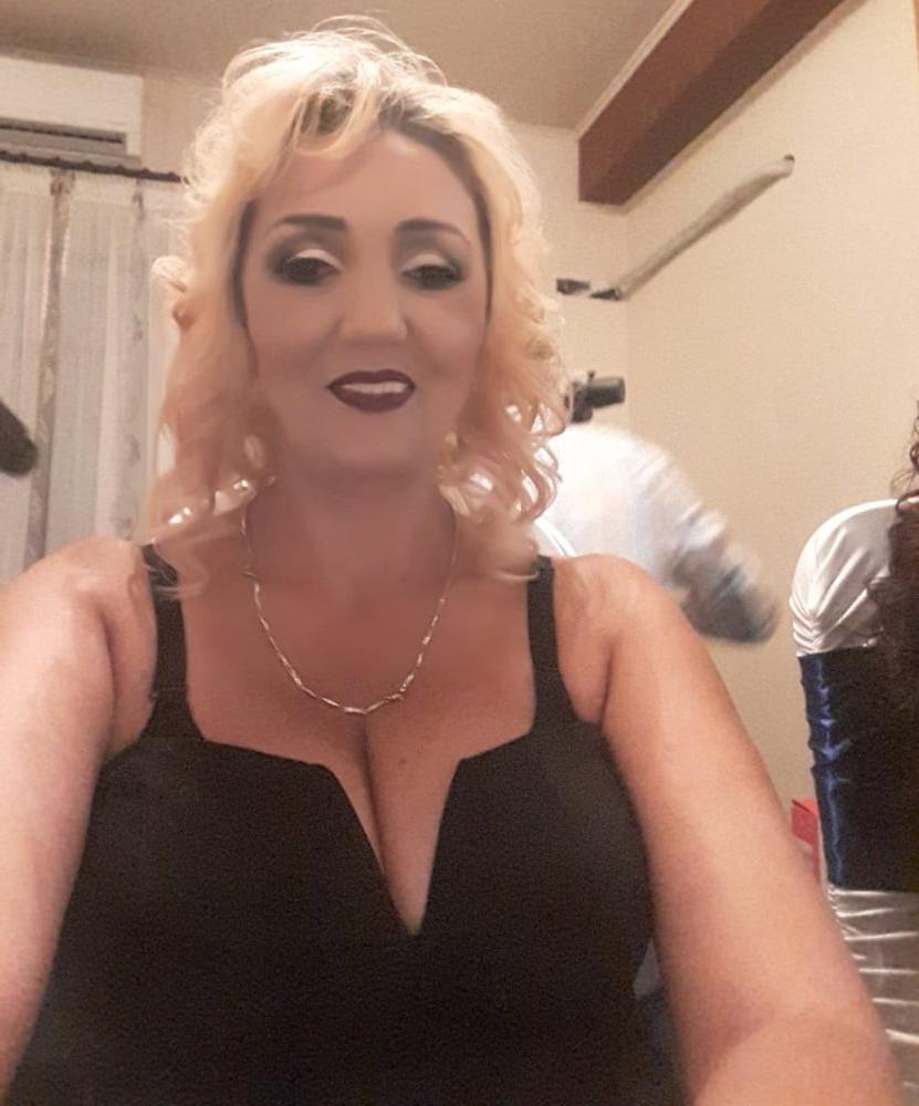 25P ROU ROMANIAN GYPSY MILFS 69 THE HOTTEST GYPSY MOM EVER 2