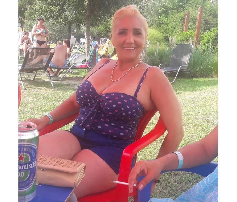 25P ROU ROMANIAN GYPSY MILFS 69 THE HOTTEST GYPSY MOM EVER 2