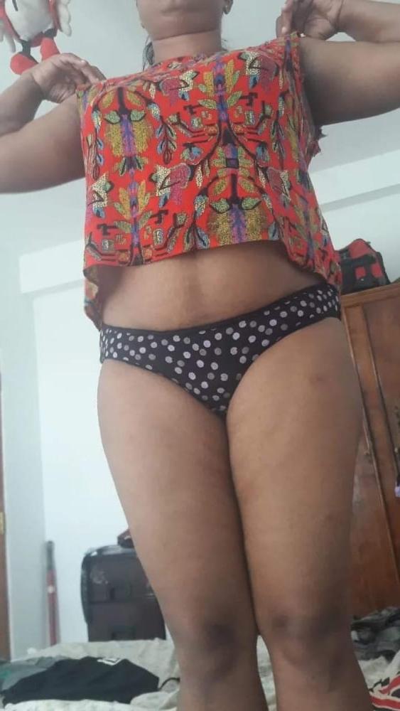 25P sri lanka 3some