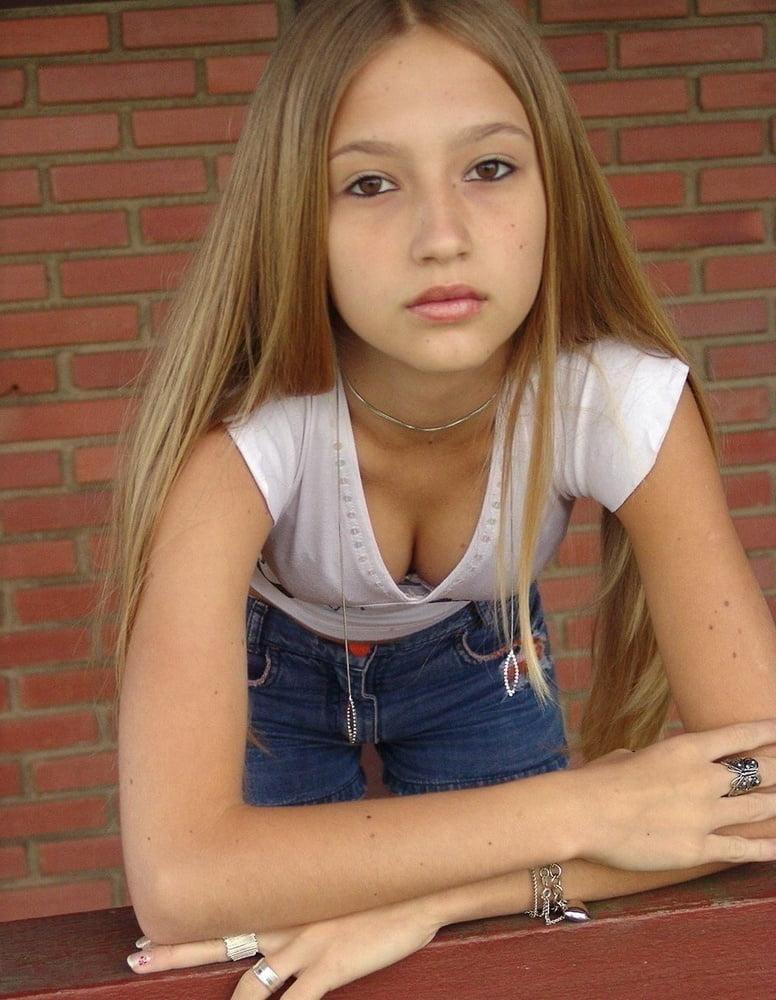 25P Girls That Make Me Cum 87