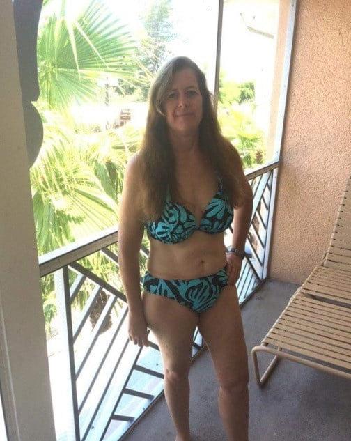 25P Matures on the balcony 5