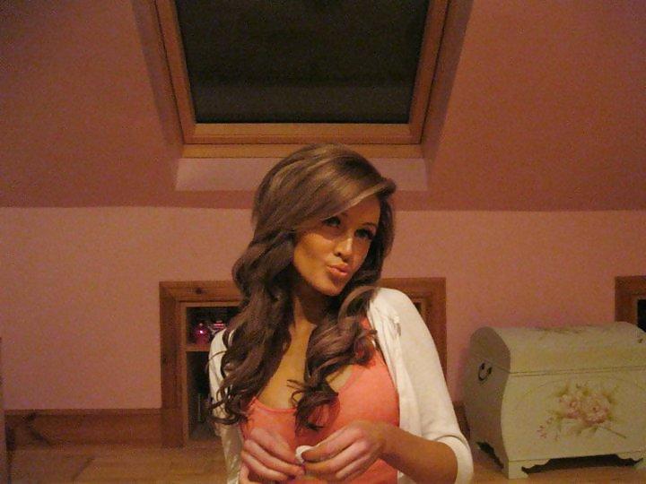 25P Hot babes 13