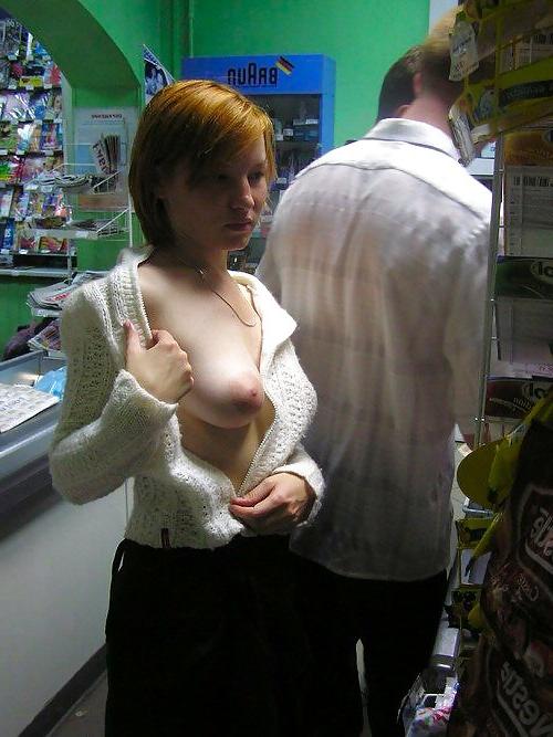 14P Grocery Store Divas