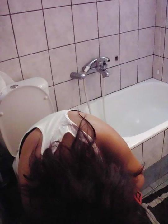 14P Teens on Toilets 6