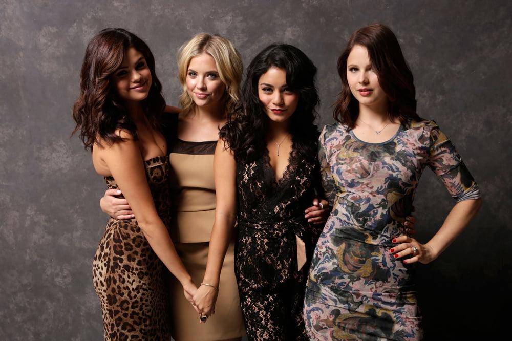 23P Spring Breakers Portraits - 2012